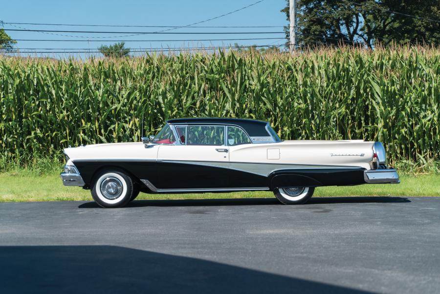  Ford Fairlane 500 Skyliner (U8-51A) 1958 года  (фото 31 из 35)